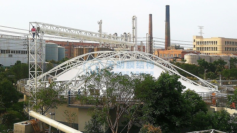 蒼南臨港隨動(dòng)污水池反吊膜-2